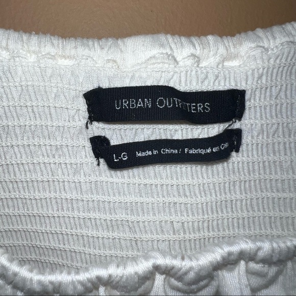 UO Pepita Smocked Ruffle Cropped Tank Top - Picture 6 of 9